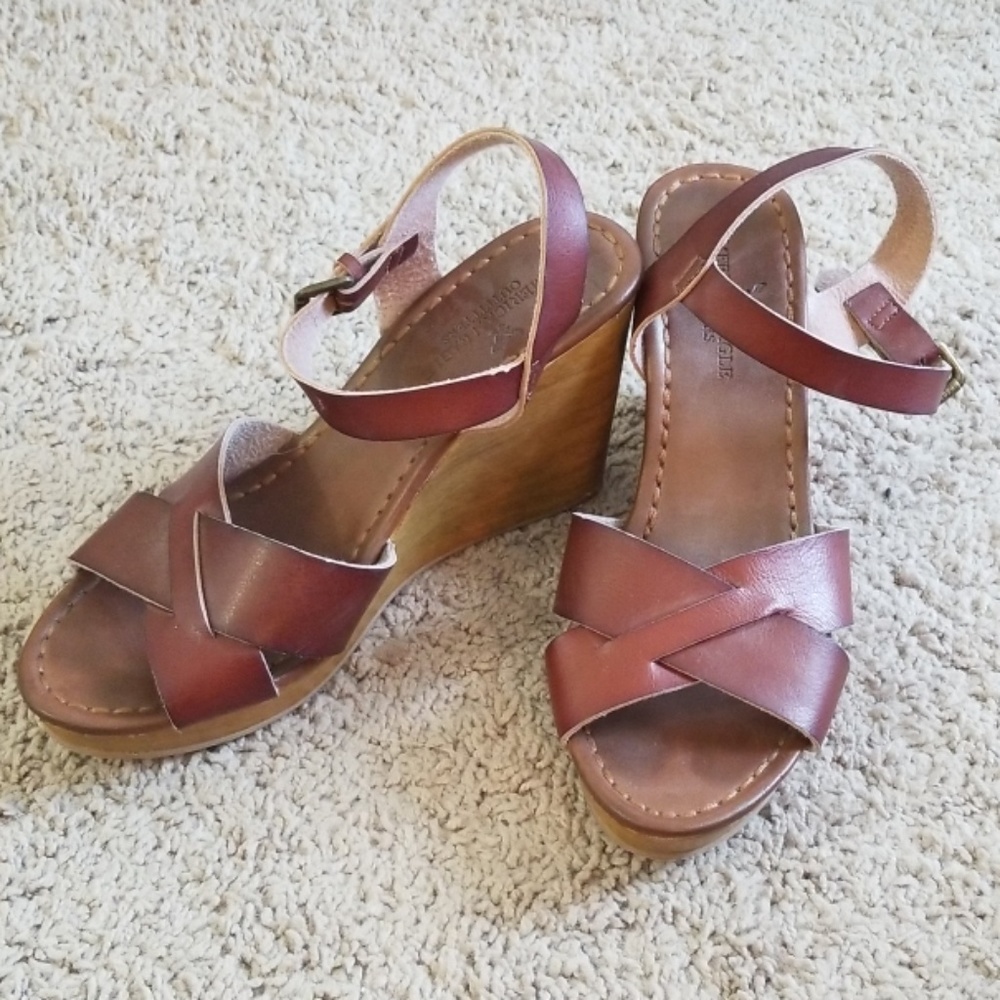 American Eagle Wedge Sandals